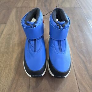 NWT Size 1 Wonder Nation Snow Boots